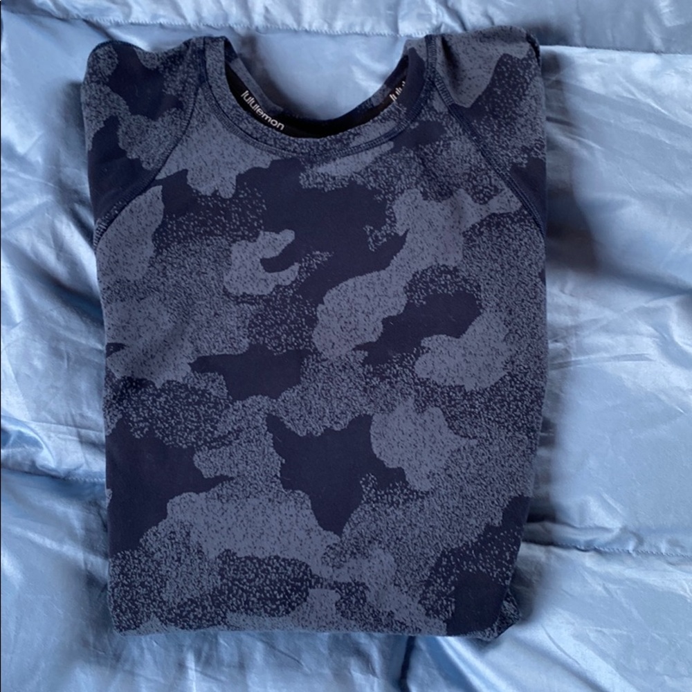 Lululemon long sleeve fleece shirt - Picture 2 of 3